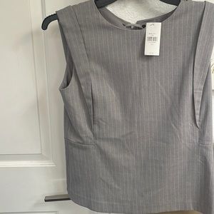 Gray Banana Republic top